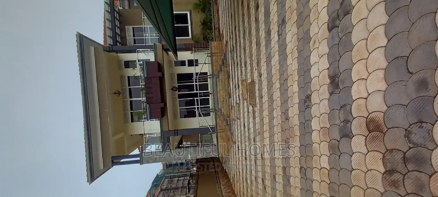 Furnished 5bdrm Mansion in Kyanja, Central Division for sale