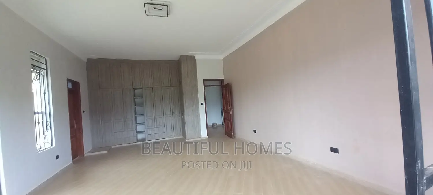 Furnished 5bdrm Mansion in Kyanja, Nakawa for sale