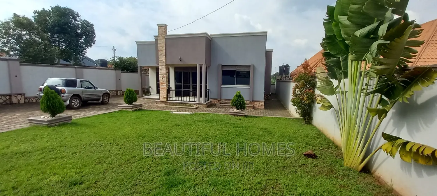 Furnished 4bdrm House in Kira for sale