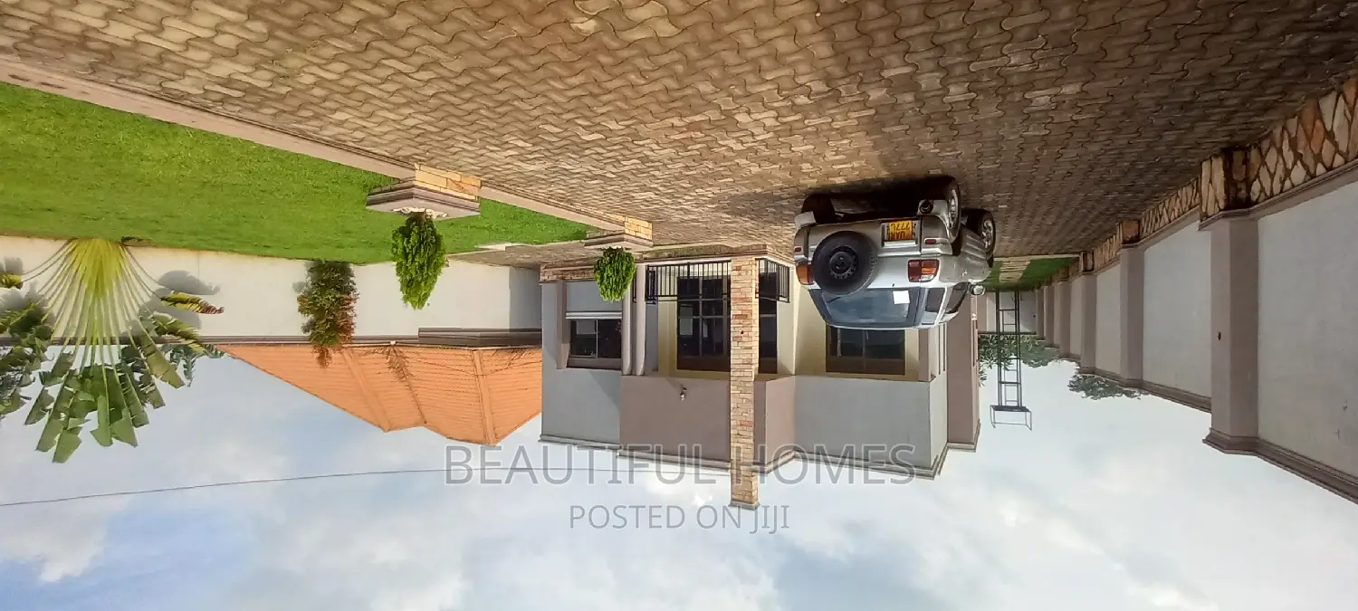 Furnished 4bdrm House in Kira for sale