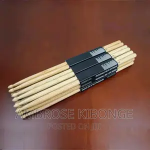 YAMAHA Matched Weight 5A / 7A Solid Wood Paired Drum Sticks.