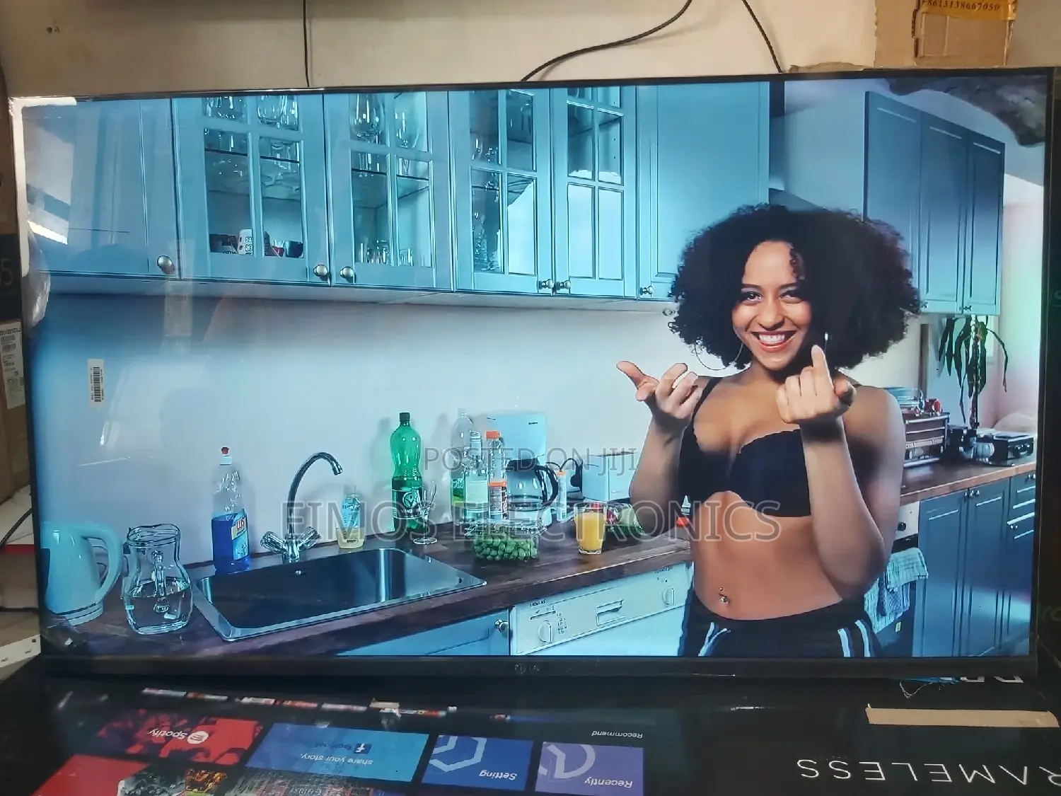 60 Inches LG Led Smart Tv