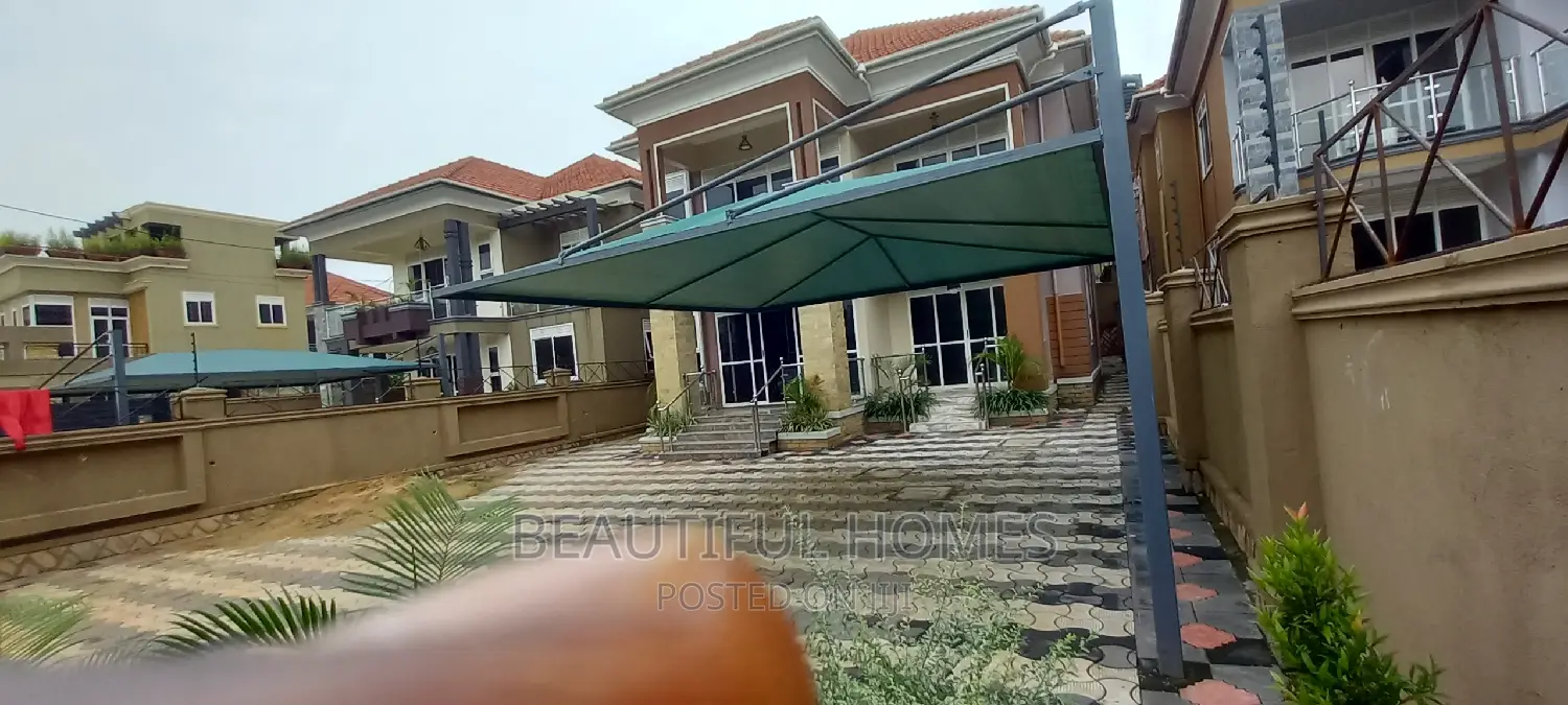 Furnished 5bdrm Duplex in Kyanja, Nakawa for sale