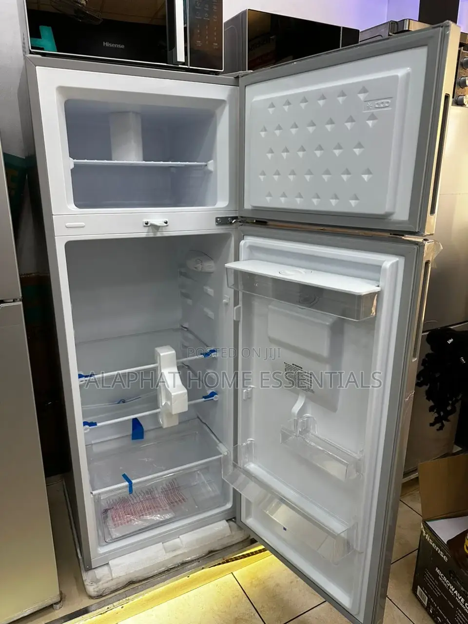 Chiq 270l Fridge /Refrigerator