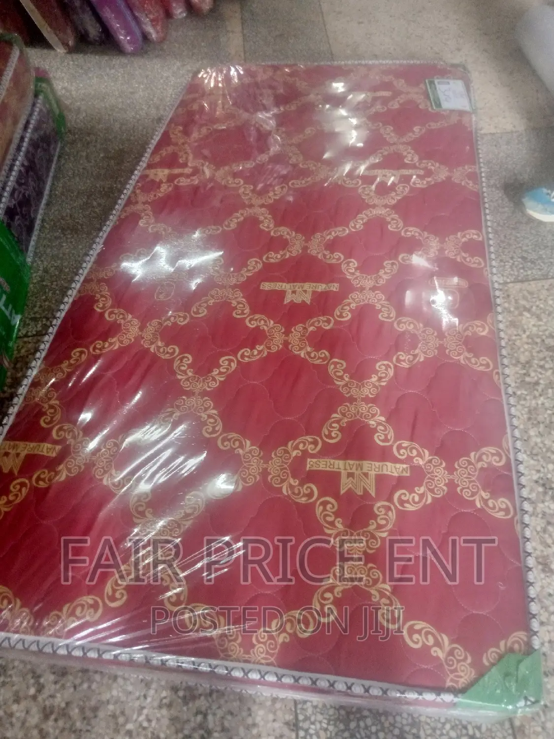 Original Fibre Mattress.Quilted Density.3x4x4inches.( Red)