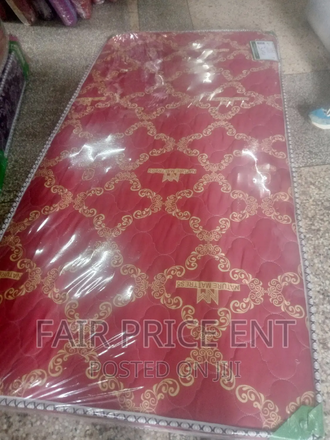 Original Fibre Mattress.Quilted Density.3x4x4inches.( Red)