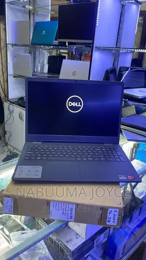 New Laptop Dell Inspiron 15 3555 8GB AMD Ryzen 5 SSD 256GB