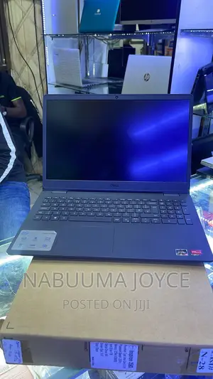 New Laptop Dell Inspiron 15 3555 8GB AMD Ryzen 5 SSD 256GB