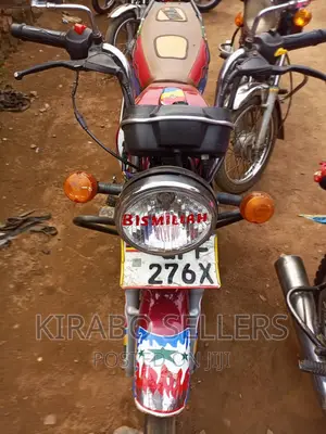 New TVS HLX 125 2022 Red