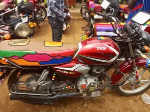 New TVS HLX 125 2022 Red
