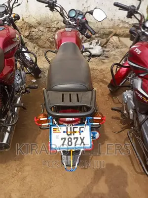 TVS HLX 125 2022 Red