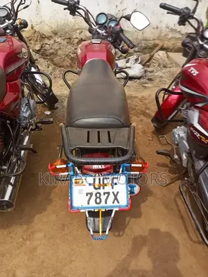 TVS HLX 125 2022 Red