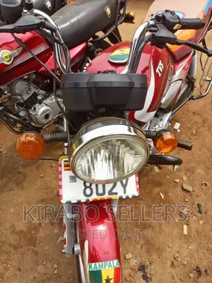 TVS HLX 125 2020 Red