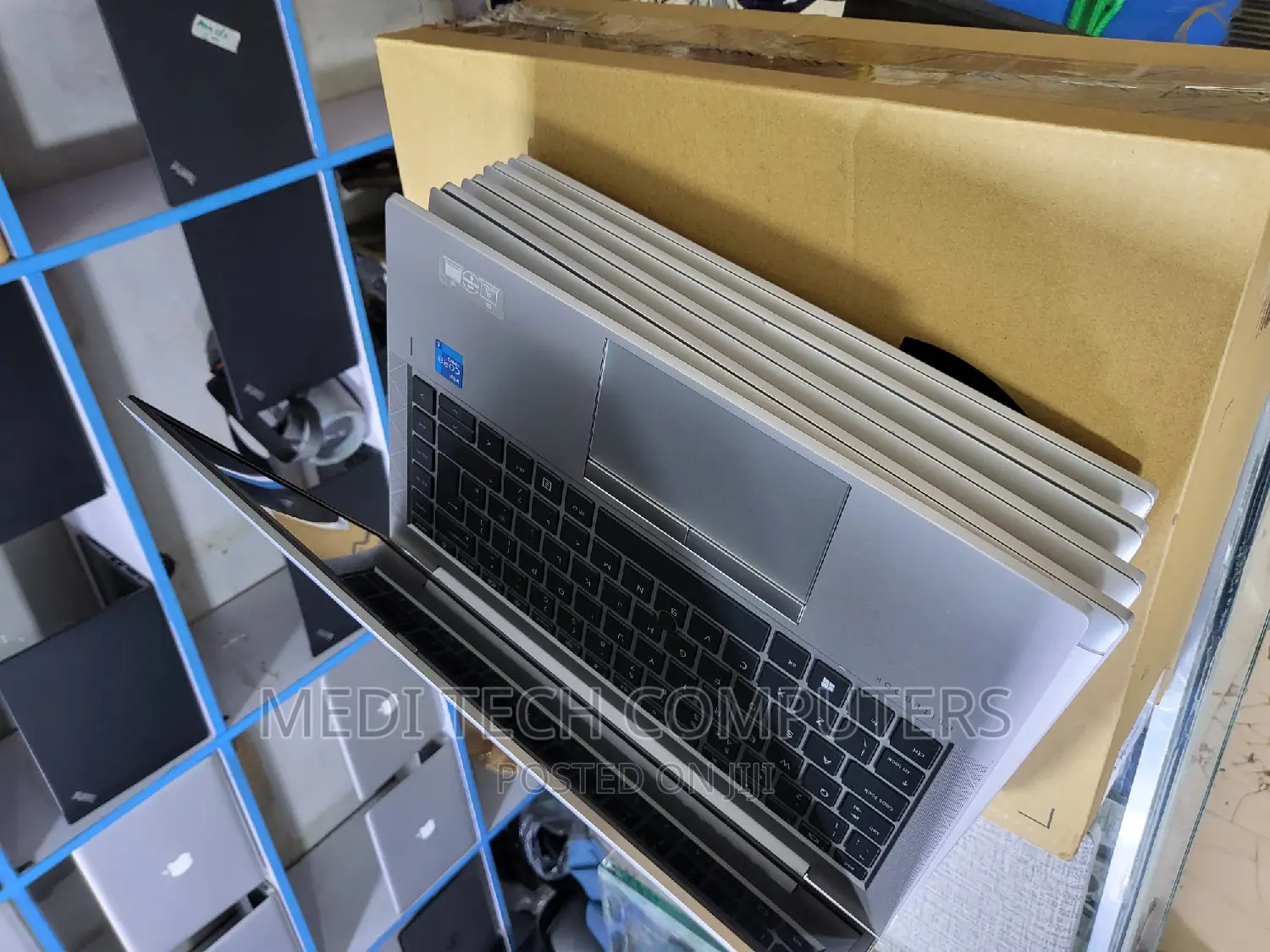 Laptop HP EliteBook 840 G8 8GB Intel Core I5 SSD 256GB