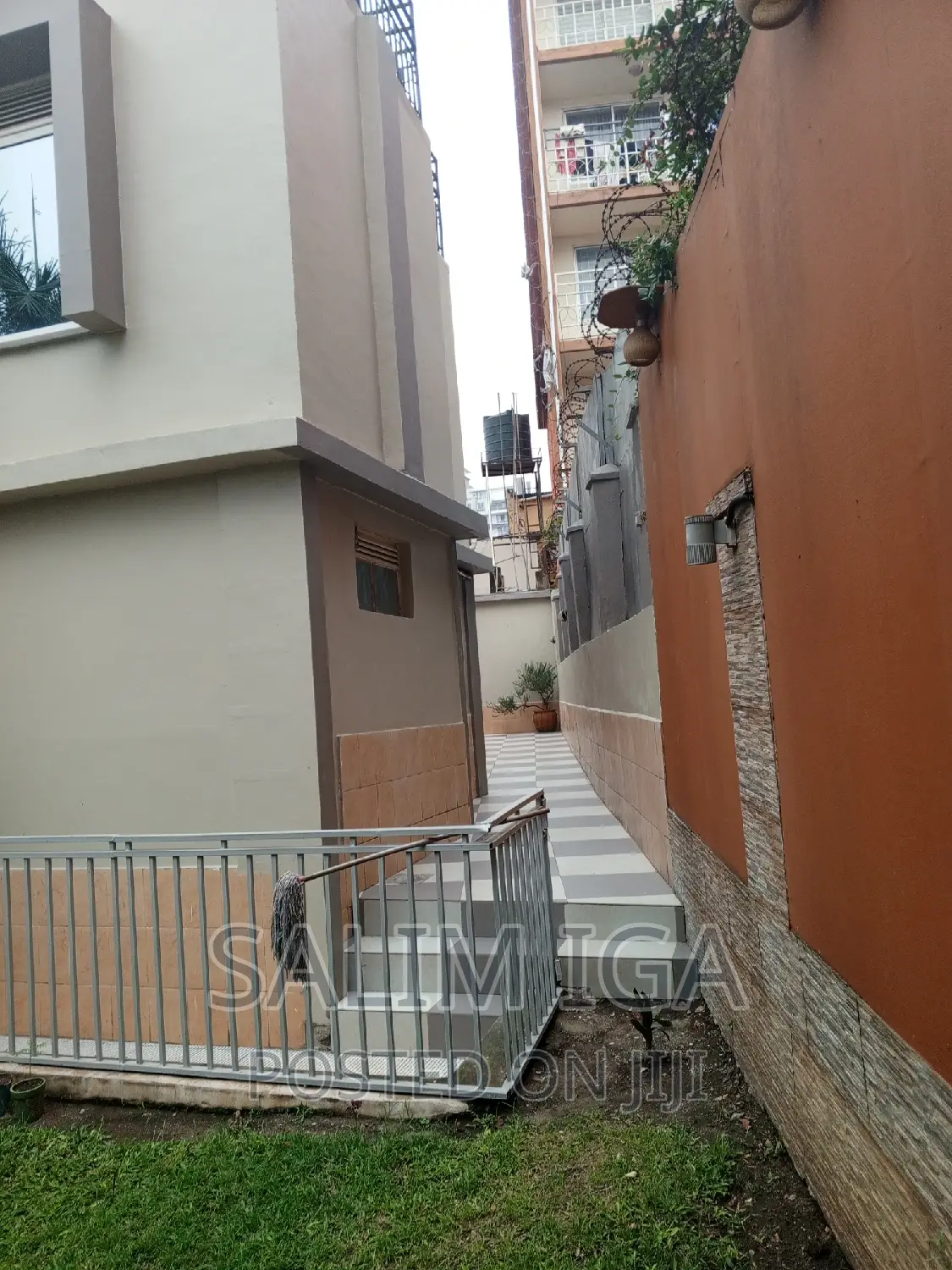 3bdrm Duplex in Kololo Property, Central Division for rent