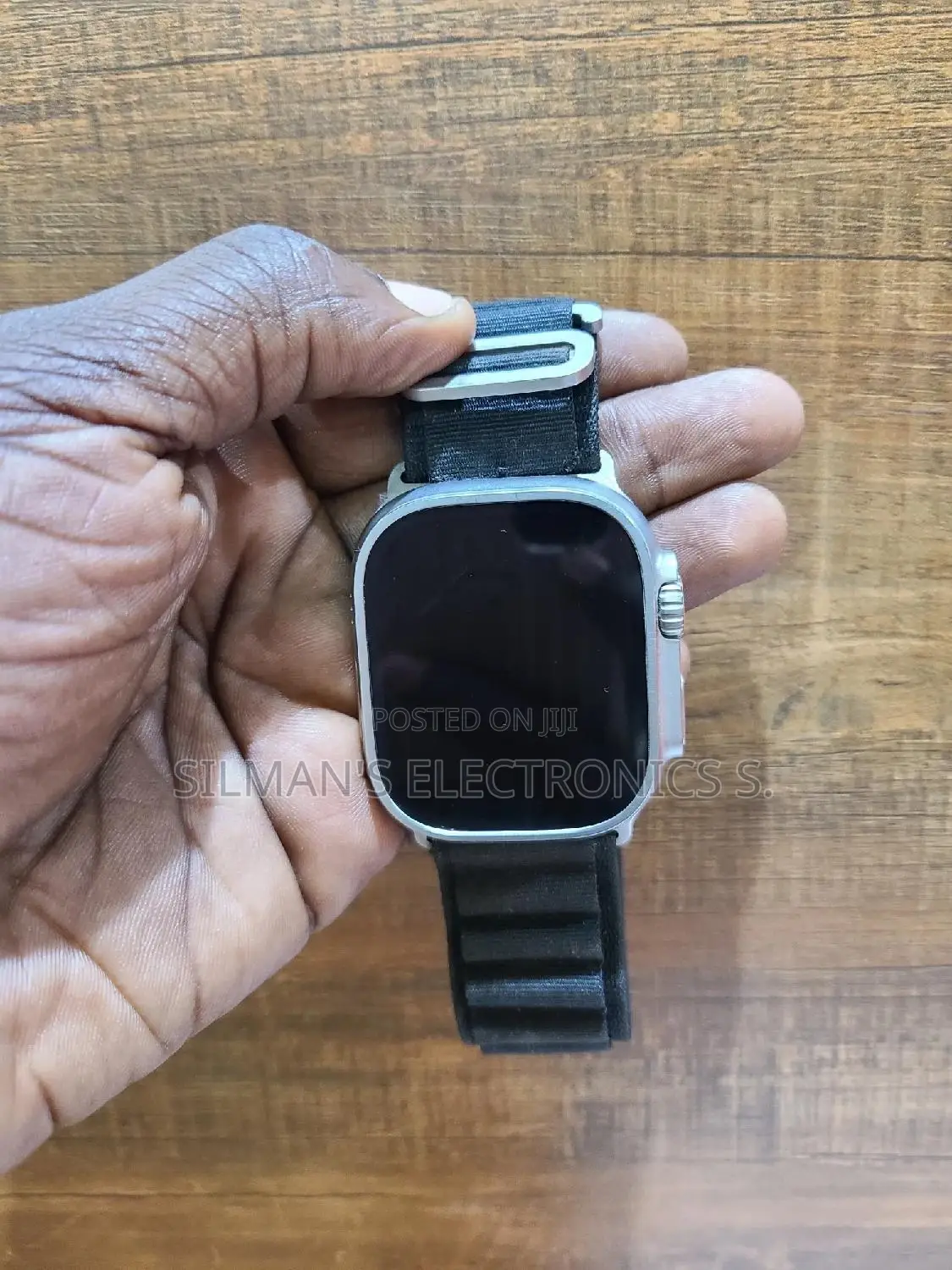 UK Used Apple Watch Ultra 1 49mm Black Alpine Loop