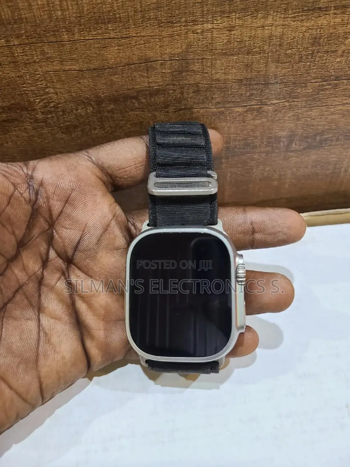 UK Used Apple Watch Ultra 1 49mm Black Alpine Loop