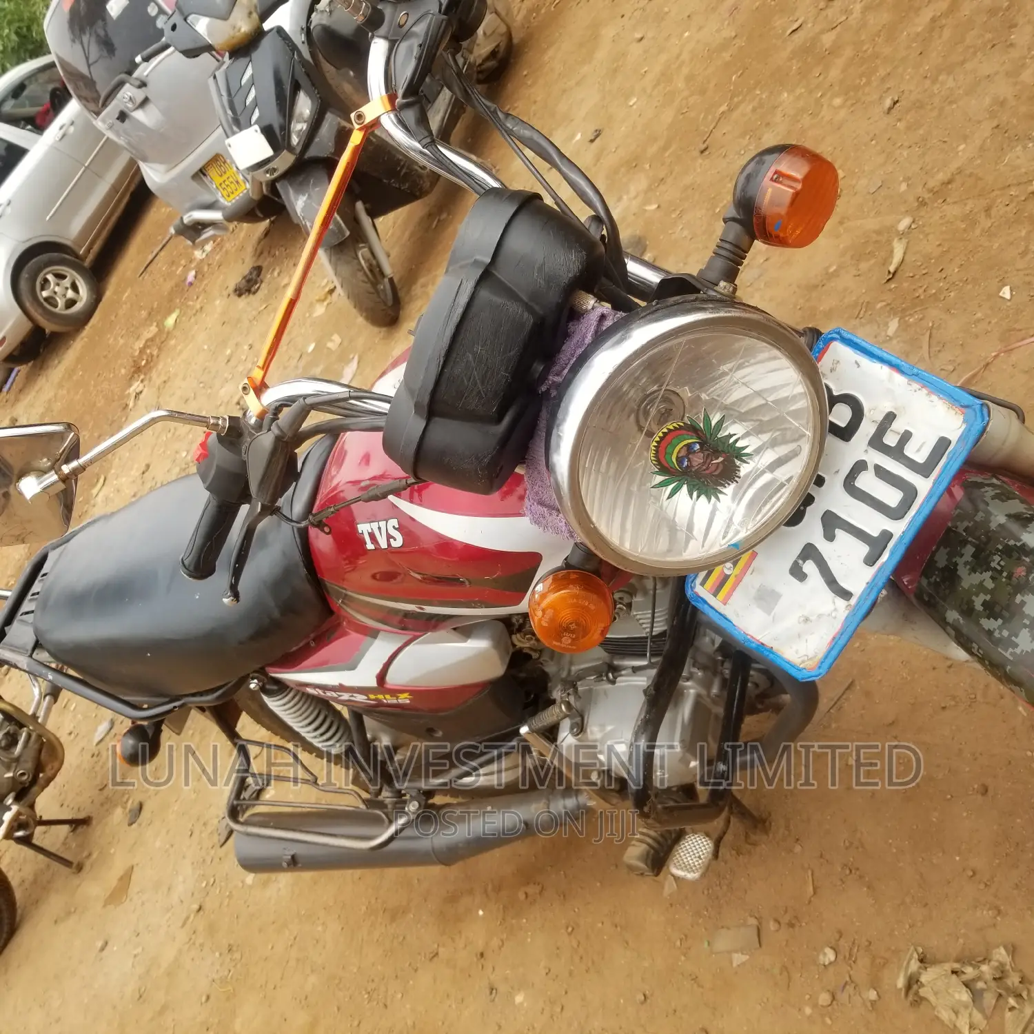 TVS HLX 125 2022 Red