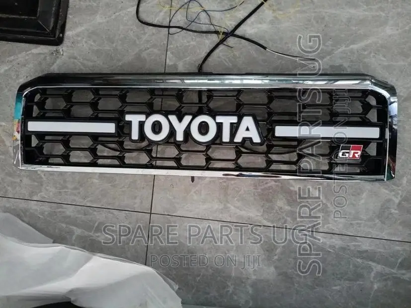 Landcruiser Hardtop VDJ79 GR LED Grille With Turn Signal