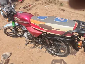 Bajaj Boxer 100 2020 Red