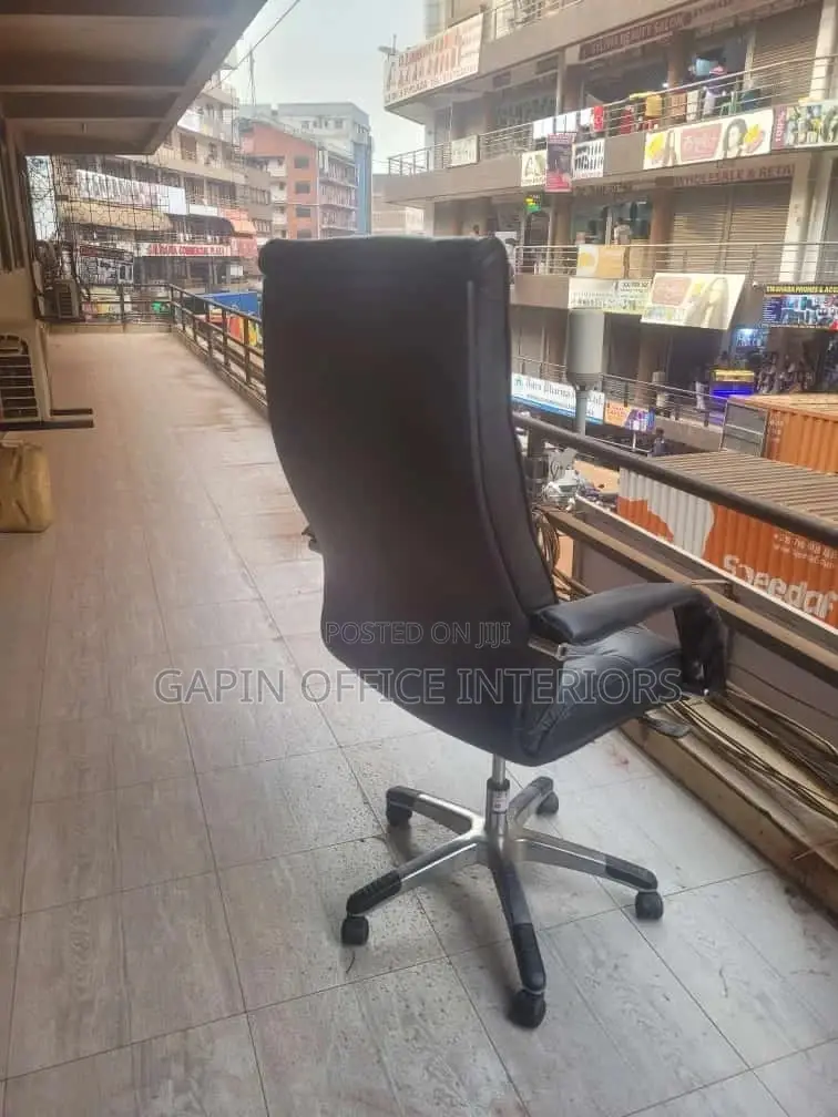 Executive Office Chair