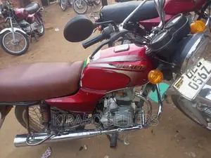 Bajaj Boxer 100 2022 Red