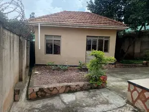 3bdrm Bungalow in Kisaasi, Nakawa for rent