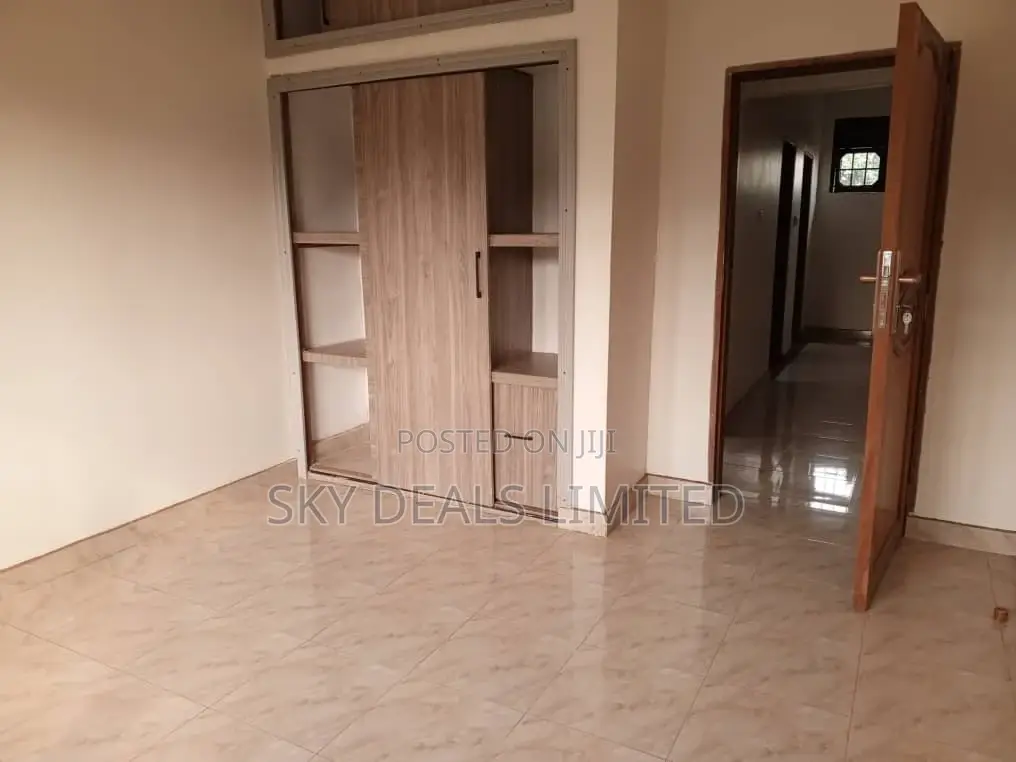 3bdrm Bungalow in Kisaasi, Nakawa for rent