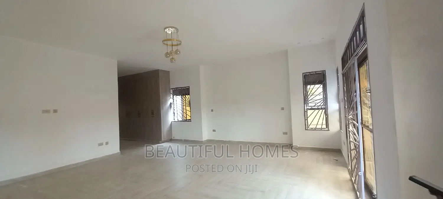 Furnished 7bdrm Mansion in Kyanja, Central Division for sale