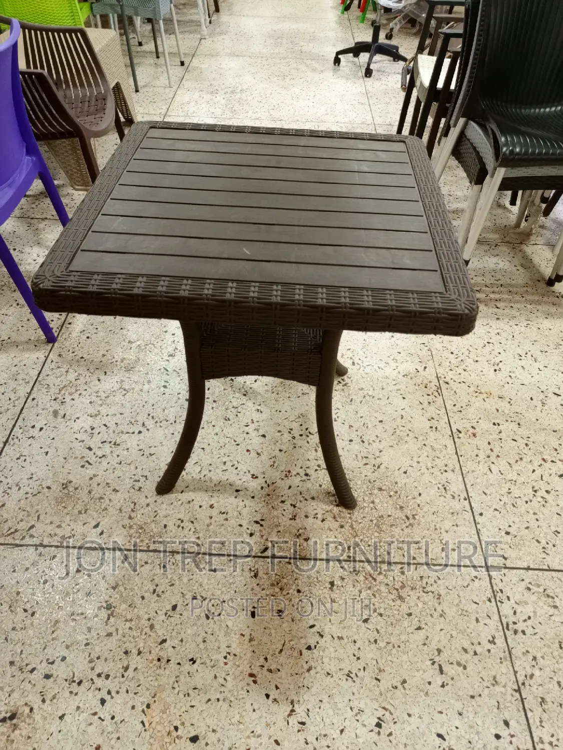 Plastic Restaurant Table