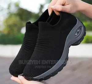 Women's Designer Shoes - Black