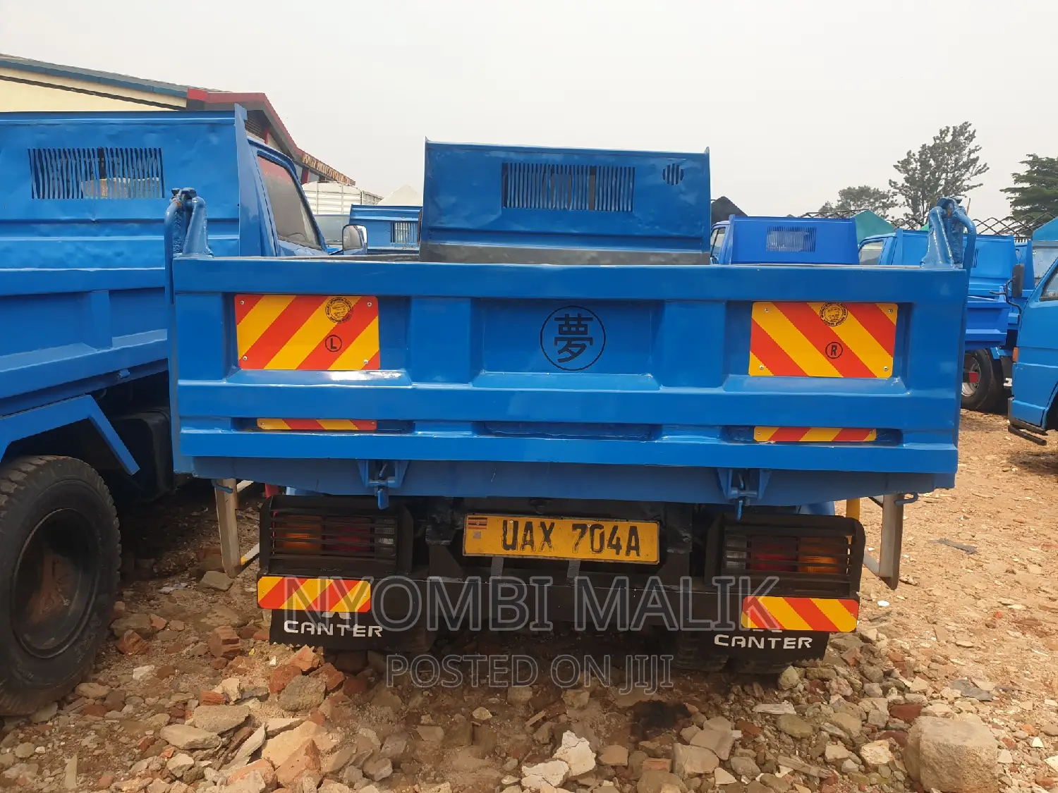 Canter Tipper