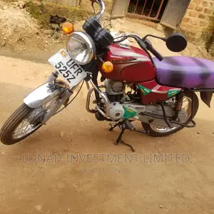 Bajaj Boxer 2023 Red