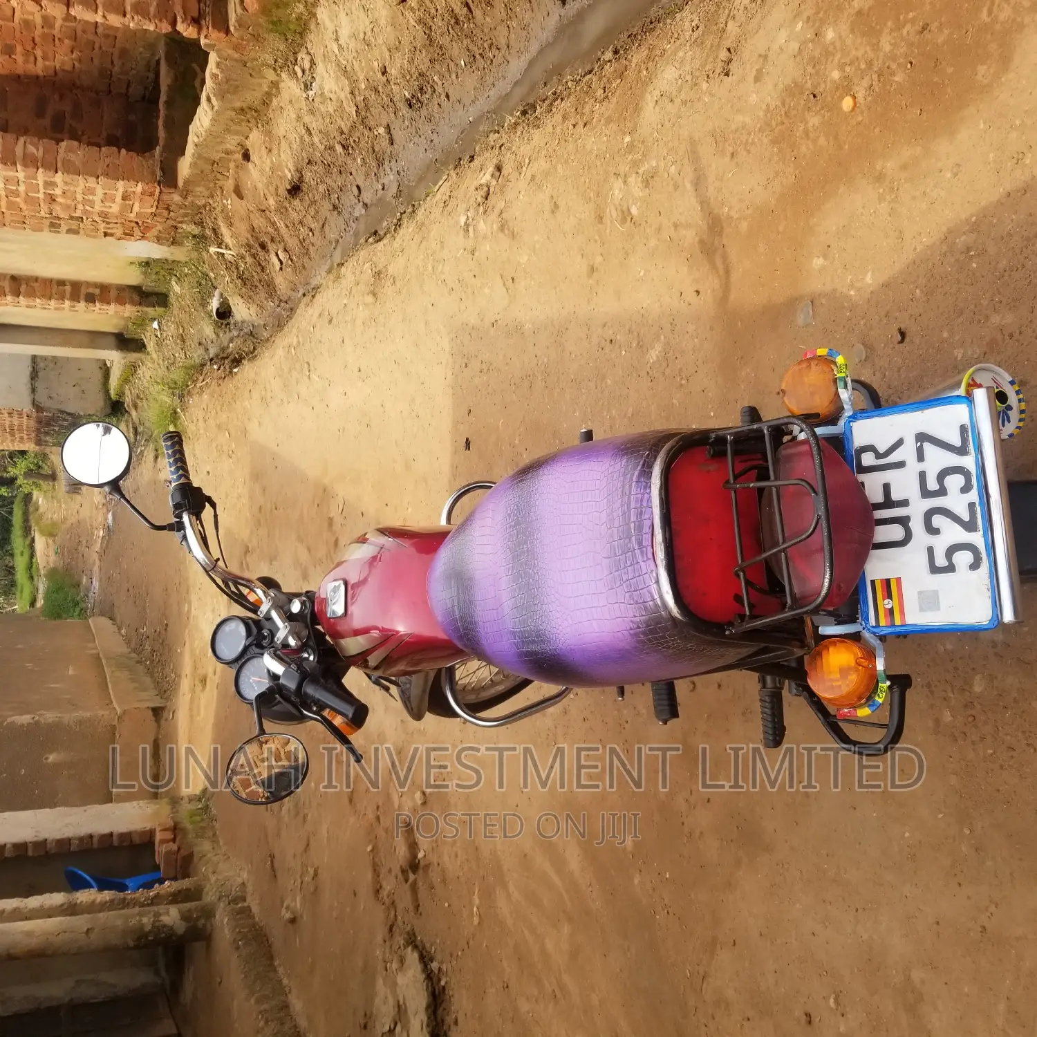 Bajaj Boxer 2023 Red
