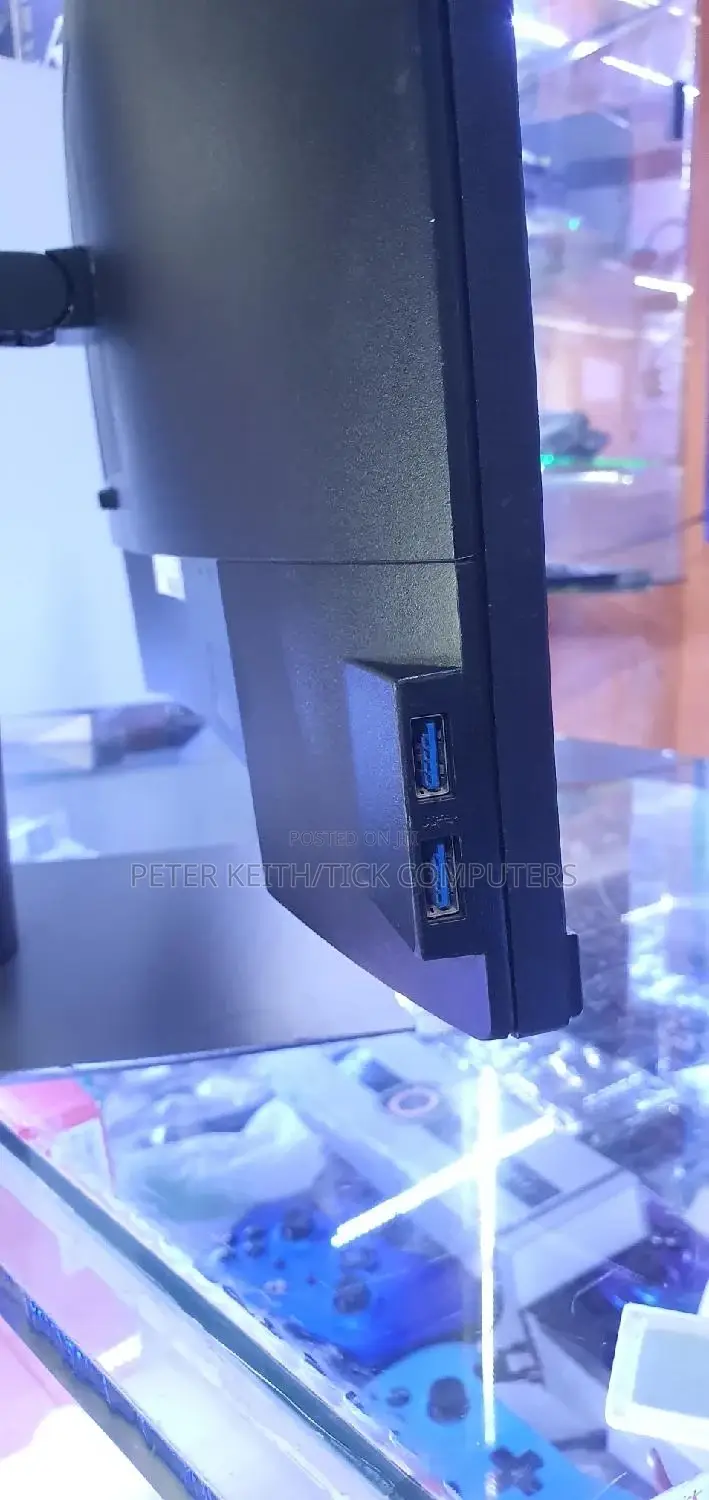 Dell Full Hd Monitor for Office,Domestic and Commercial Use.