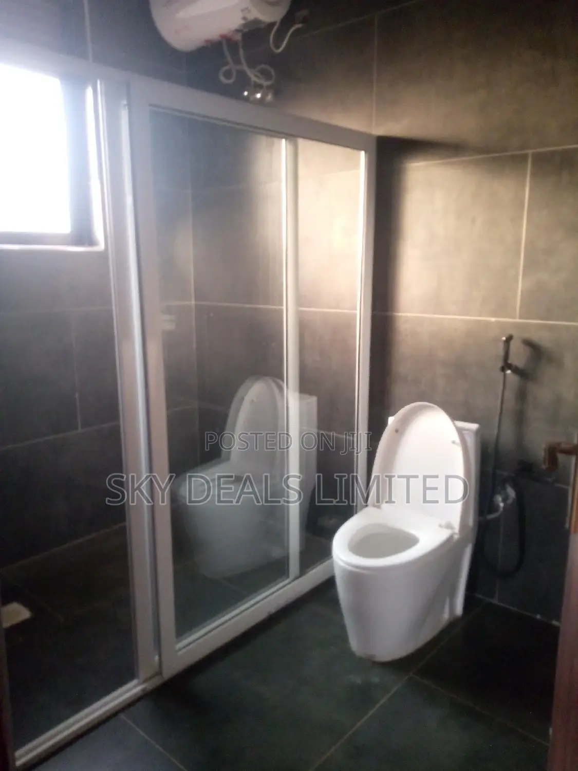 3bdrm Apartment in Kisaasi, Nakawa for rent