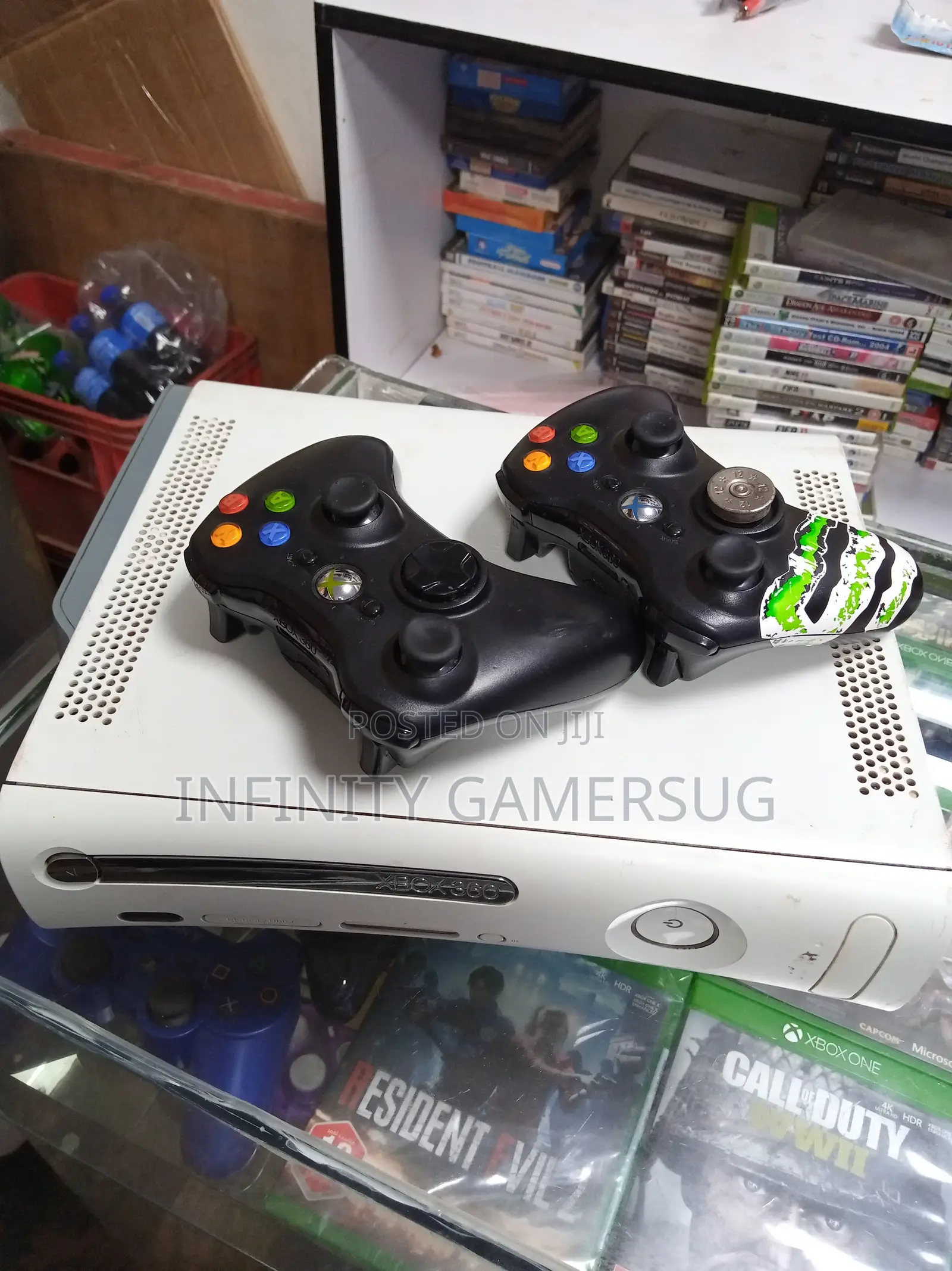 Chipped Xbox 360 Console With Games