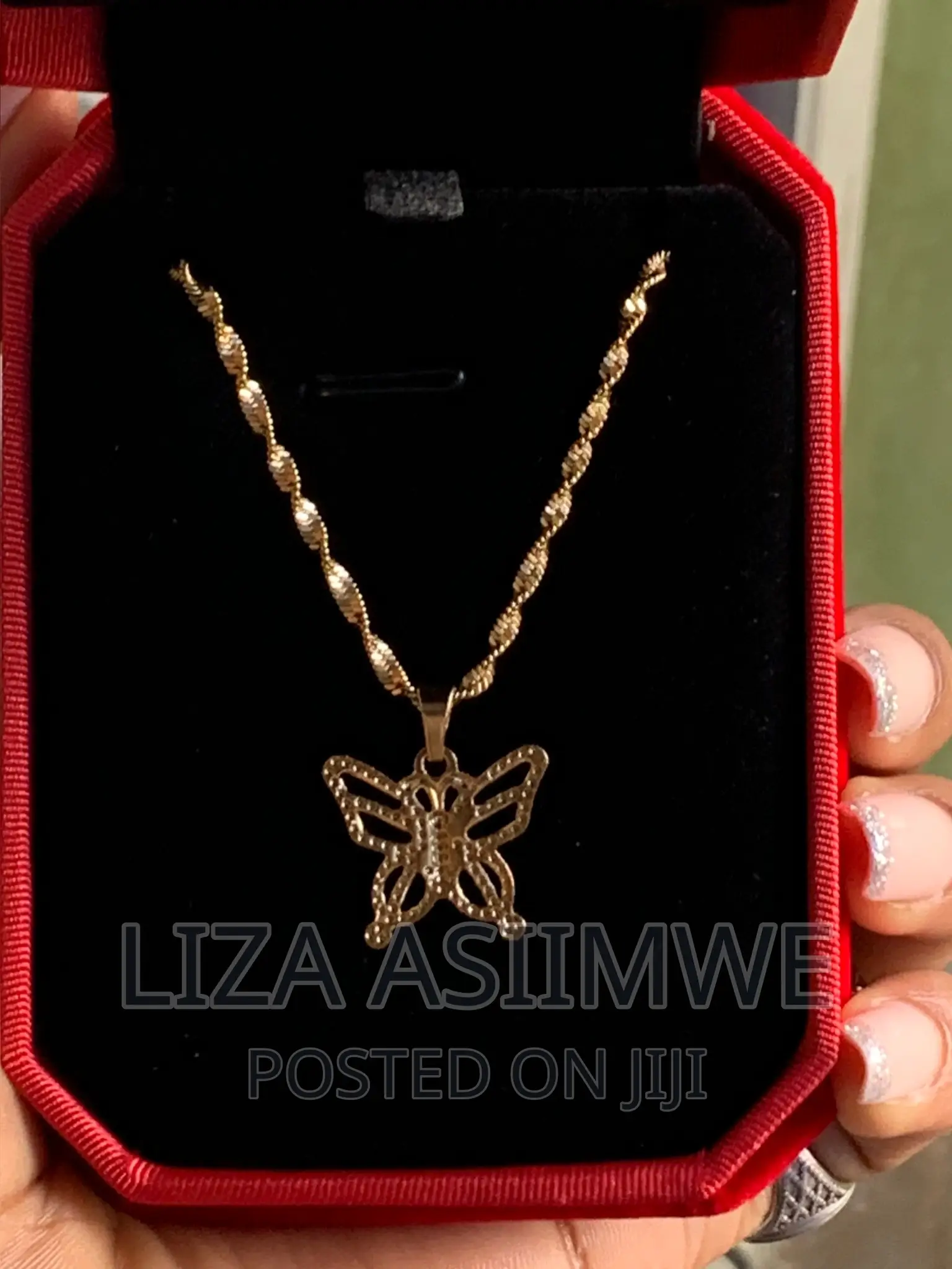 Women’S Necklaces