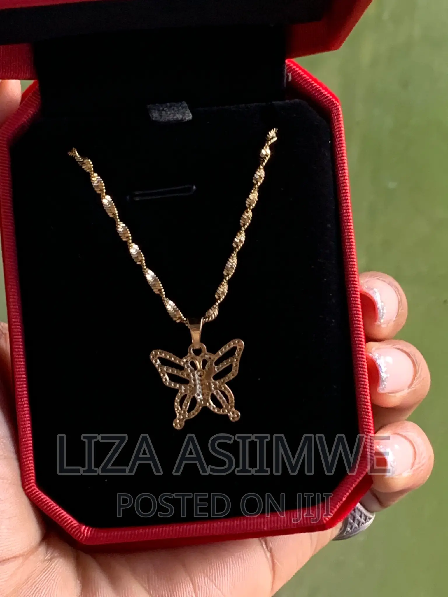 Women’S Necklaces