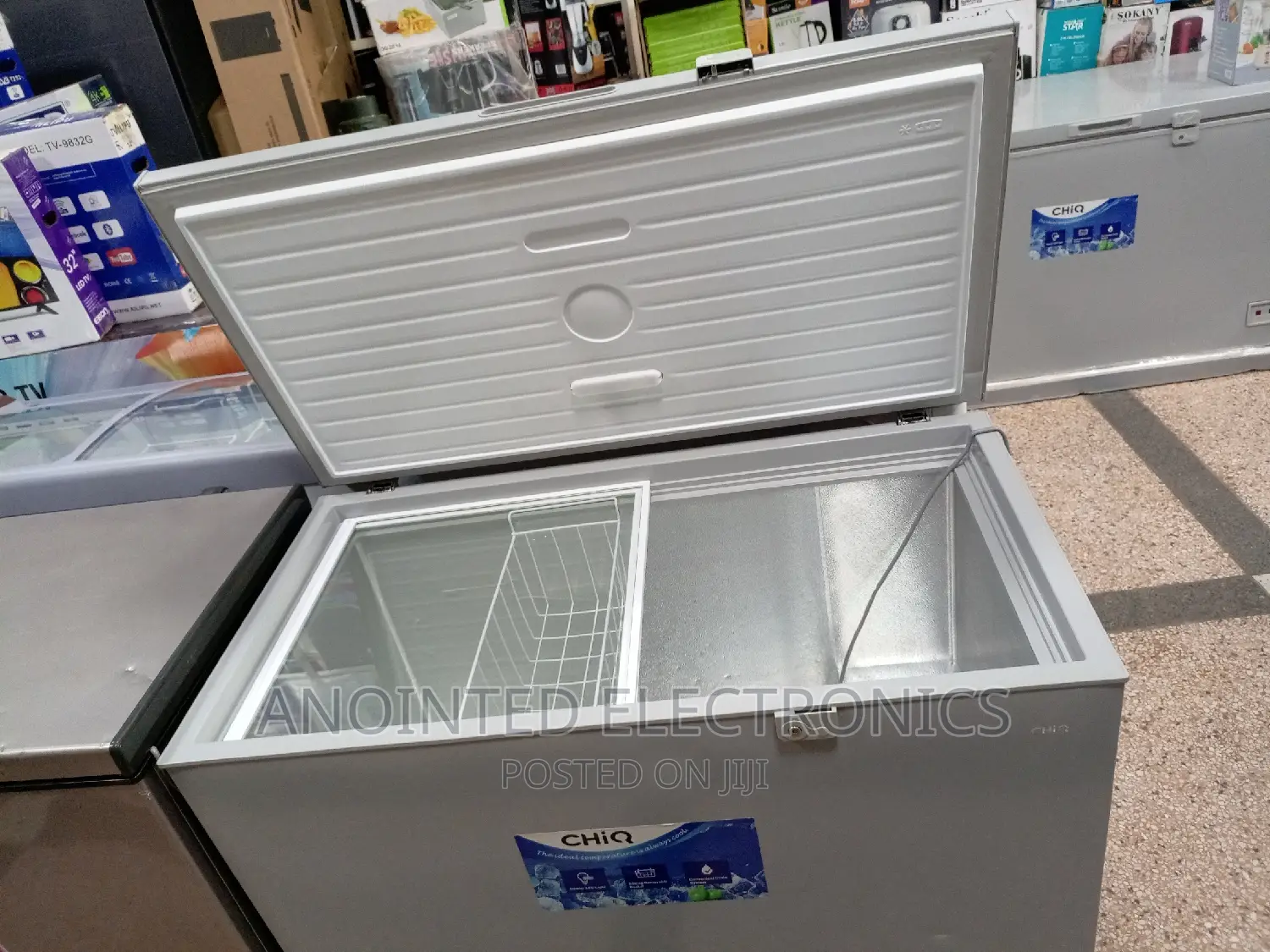 Chiq Deep Freezer 330L