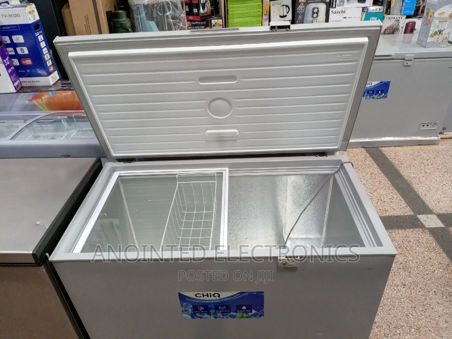 Chiq Deep Freezer 330L