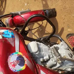 Bajaj CT 110X 2023 Red