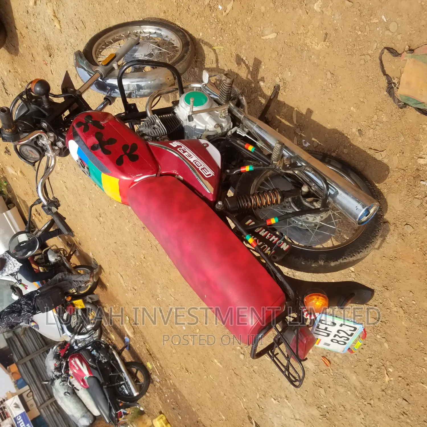 Bajaj Avenger 160 Street 2023 Red