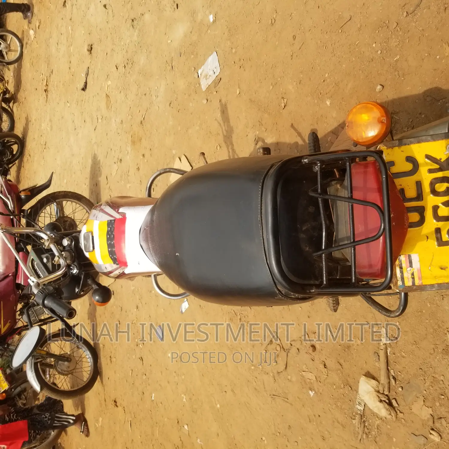 Bajaj CT 110X 2021 Red