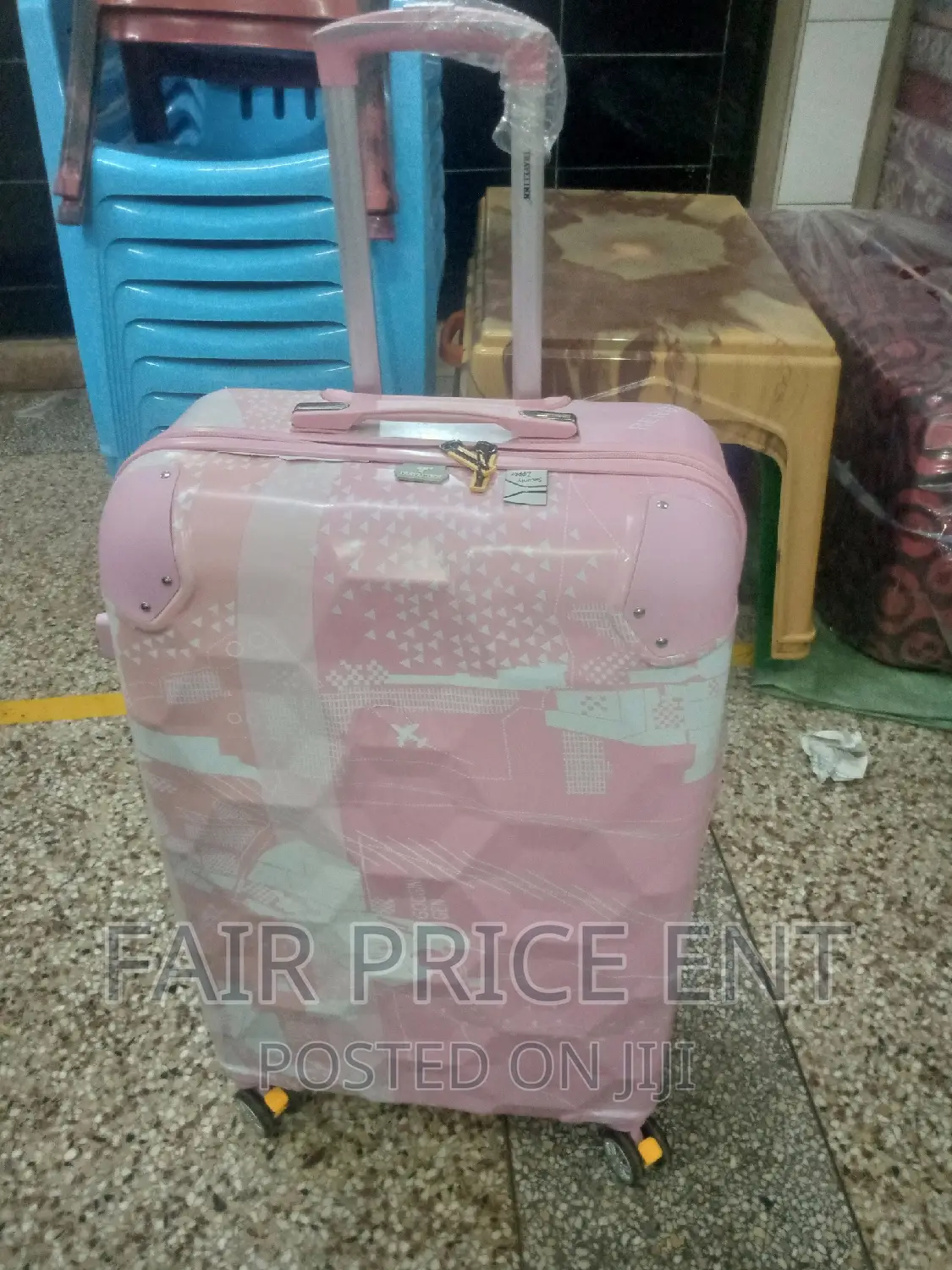 Vip Original Plastic Plastic Suitcase.Large.( Pink)