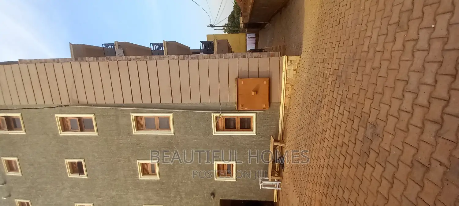 Furnished 2bdrm Apartment in Kyaliwajjara, Central Division for sale