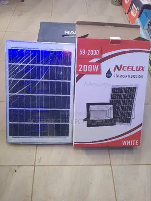 200w Neelux Solar Flood Lights