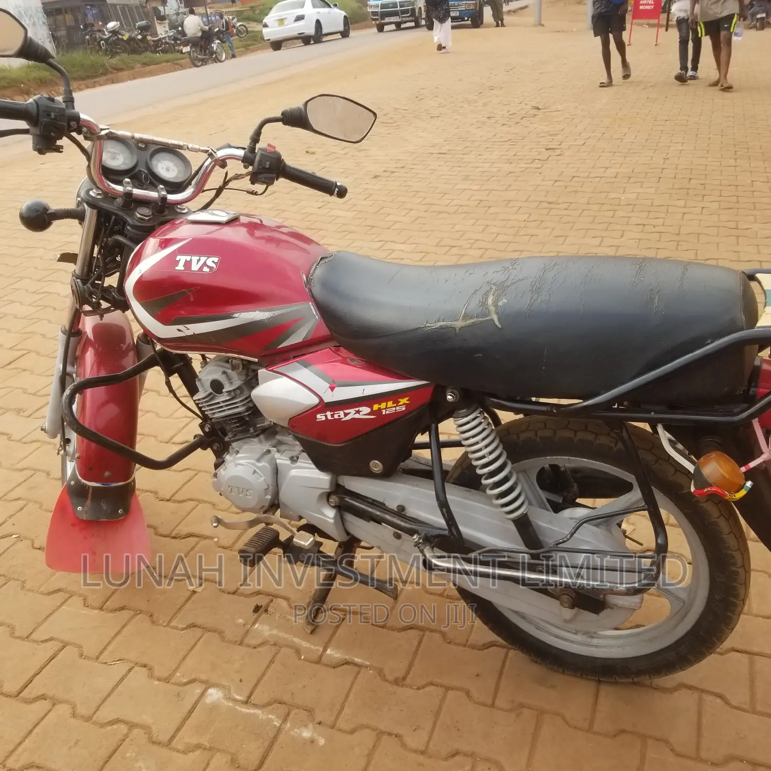 TVS HLX 125 2023 Red