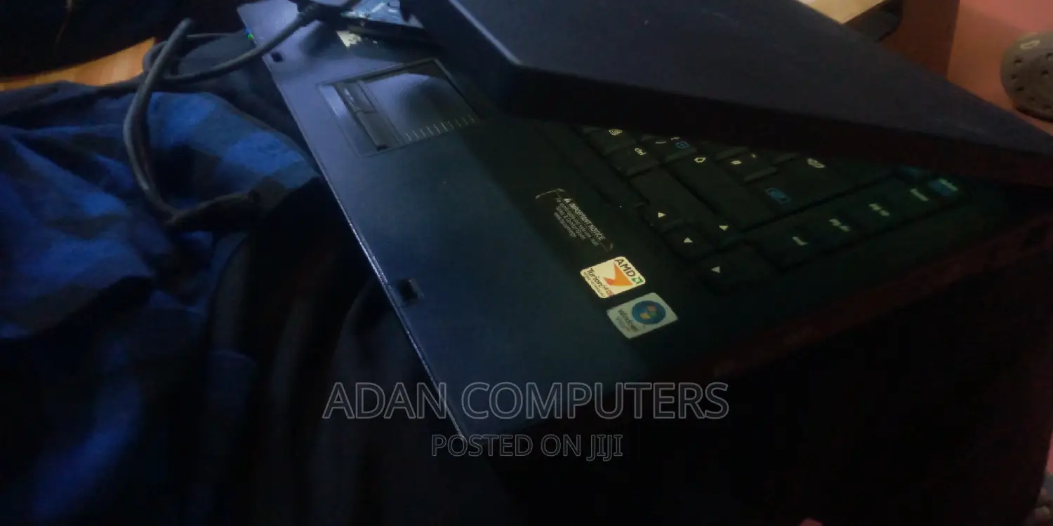 Laptop HP Compaq 6715b 2GB Intel Core 2 Duo HDD 128GB