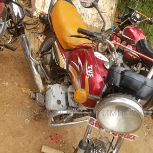 TVS XL 100 2021 Red